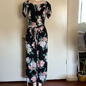Floral jumper medium